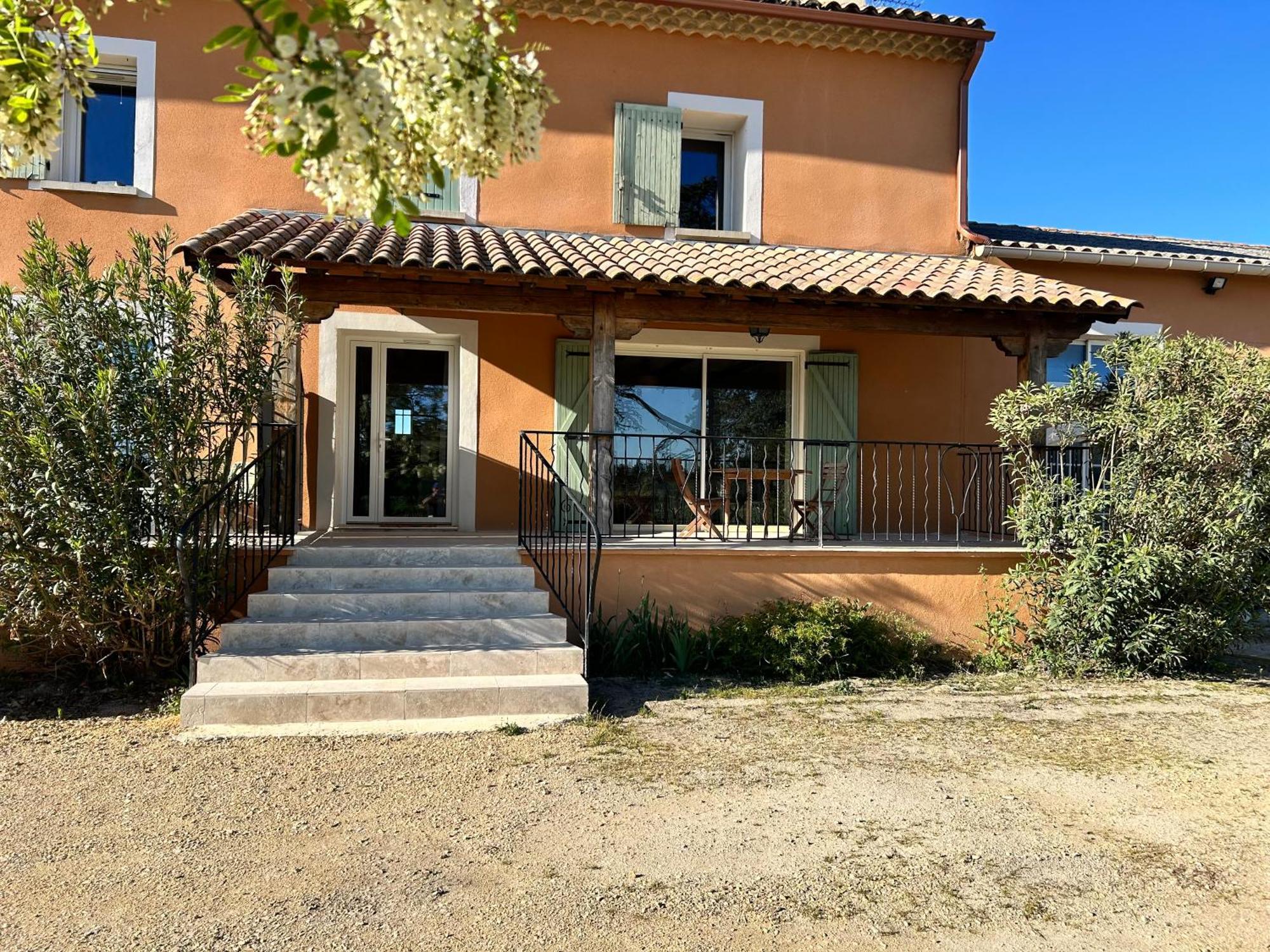 La Capucelle Bed & Breakfast Caderousse Exterior photo